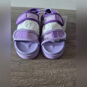 Girls Purple Sandals Size 1 NWT
